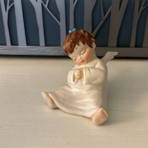 Tiny Vintage 1971 ceramic sleeping baby angel